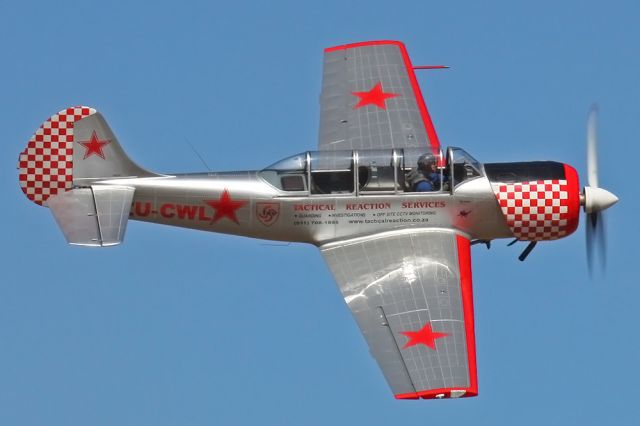 — — - Yak 52