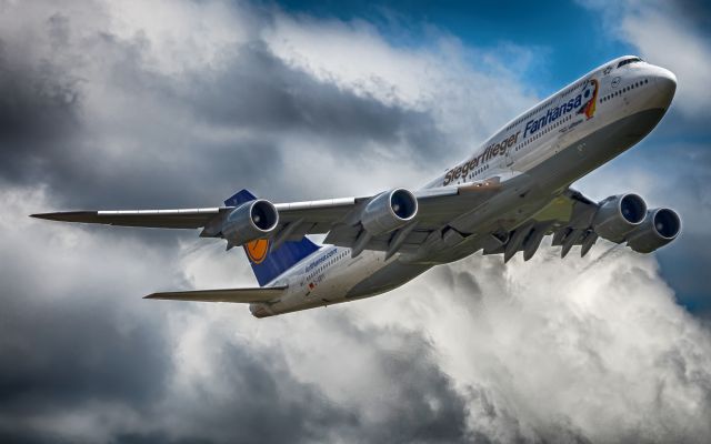 BOEING 747-8 (D-ABYI)