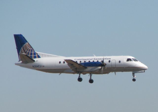 Saab 340 (N204CJ) - Landing at Shreveport Regional.