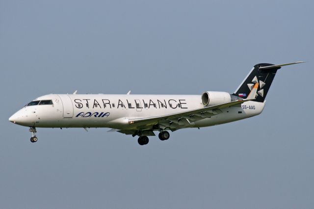 Canadair Regional Jet CRJ-200 (S5-AAG) - "Star Alliance" livery