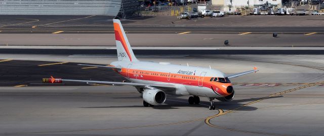 Airbus A319 (N742PS) - Phoenix Sky Harbor International Airport 14OCT19