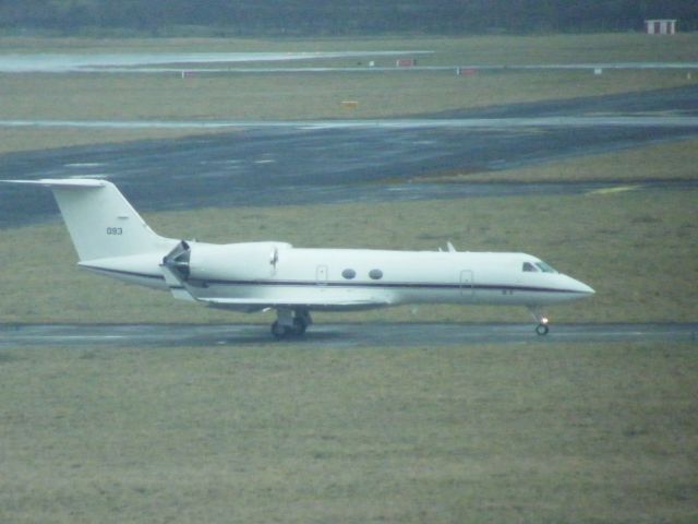 16-5093 — - 165093 GULFSTREAM IV C20G  CN 1187 OF UNITED STATES NAVY WAHINGTON DC SEEN ON RWY 13/31 DEP TO LTAG ON 11-01-2011 AS   CNV 2142