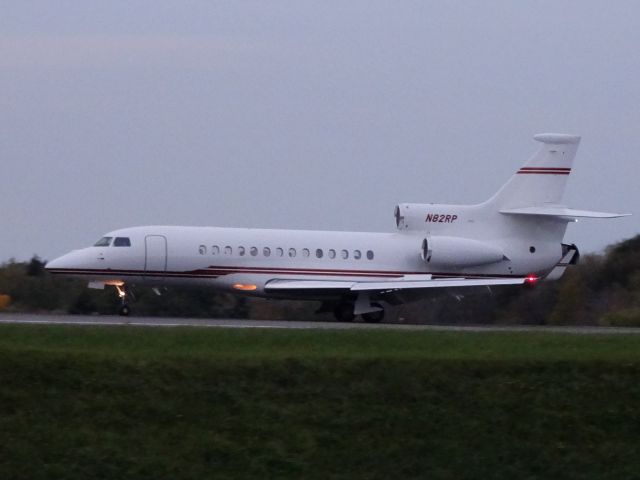 Dassault Falcon 7X (N82RP)