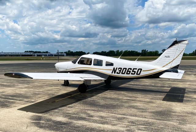 Piper Cherokee (N30650)