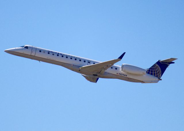 Embraer ERJ-135 (N21144) - At Shreveport Regional.