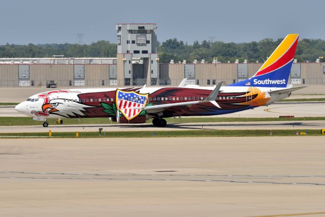 Boeing 737-800 (N8619F) - 08-28-23