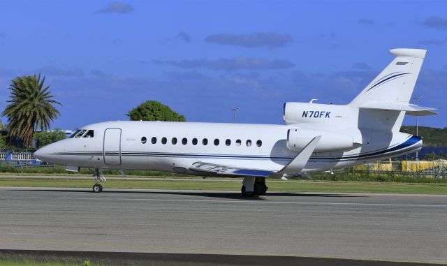 Dassault Falcon 900 (N70FK)