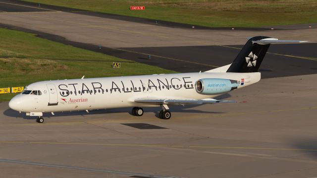 de Havilland Dash 8-400 (OE-LVG)