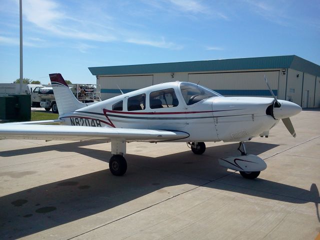 Piper Cherokee (N82048)