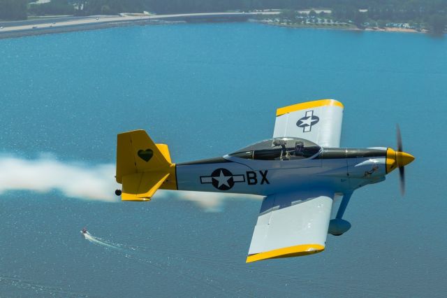 Vans RV-4 (N413BX) - Smoke on in formation over Lake Murray near KCUB and KCAE in Columbia, SC