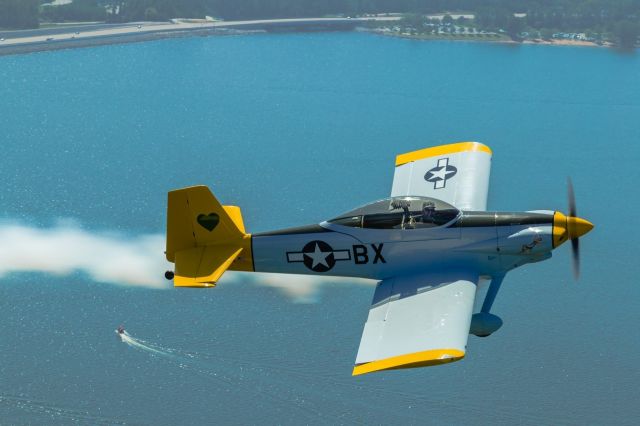 Vans RV-4 (N413BX) - Smoke on in formation over Lake Murray near KCUB and KCAE in Columbia, SC