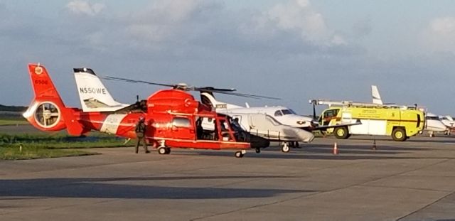 N6508 — - USCG stopping for fuel while the crash house crew run drills in TIST. ...Signature's new FBO in the Caribbean. Give us some ♡ !!