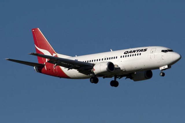 BOEING 737-300 (ZK-JNN) - 30 MAY 2008