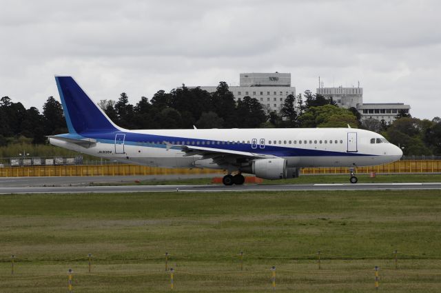 Airbus A320 (JA8384) - Departure at NRT Airport R/W16R on 2012/04/30 NoTitle