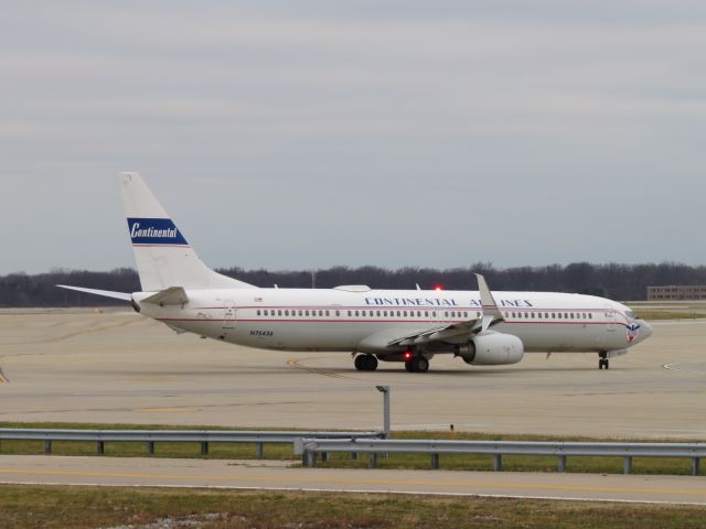 Boeing 737-900 (N75436)