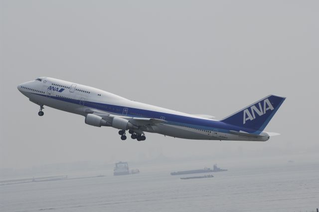 Boeing 747-400 (JA8965) - Departure at Haneda Intl Airport Rwy34R on 2012/05/08