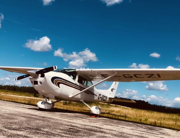 Cessna Skylane (C-GCZI)