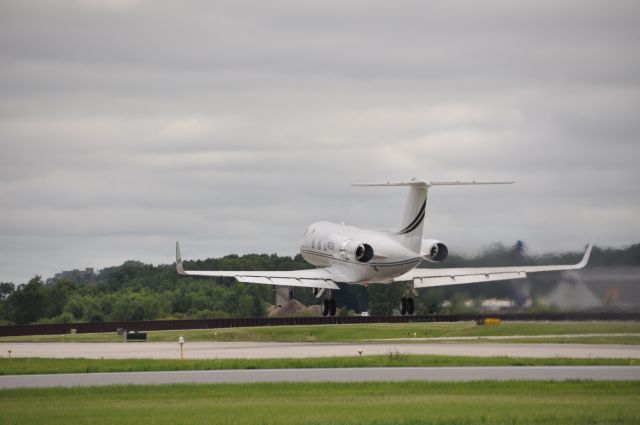 Gulfstream American Gulfstream 2 (N20H) - Reg: N20H  Cn: 51  Hubbard Broadcasting, Inc.  Gulfstream American G-1159 Gulfstream II-SP  The attached Hubbard Aviation Technologies QS3 hushkit system brings the jet below Stage-III noise standard and consists of 3 main components: 1) an alternating-lobe exhaust nozzle which attenuates low-frequencies into higher frequencies; 2) a titanium-core ejector which absorbs the converted higher frequency noise; 3) new cascade-style thrust-reversers to accommodate the attached ejector.