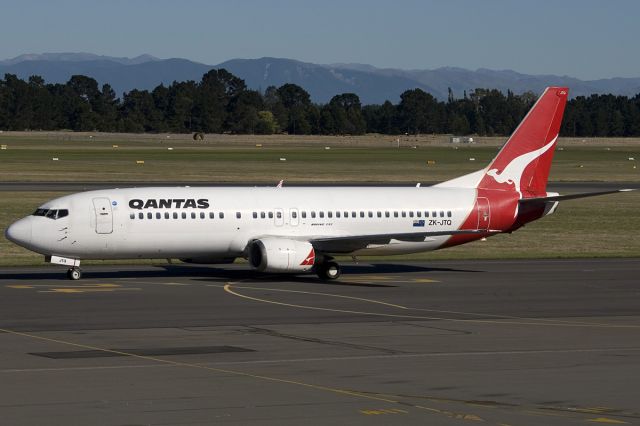 BOEING 737-400 (ZK-JTQ) - 5 JAN 2009