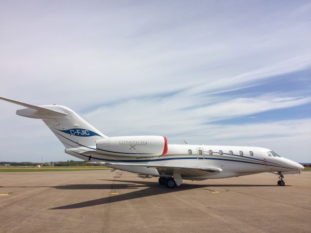 Cessna Citation X (C-FJIC)