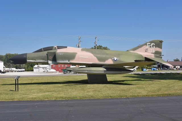 McDonnell Douglas F-4 Phantom 2 (63-7623) - Actually not at MZZ but on display outside of either an American Legion/or/VFW post in Fairmount Indiana (Home of James Dean - American Actor) F-4C Phantom. 09-02-23