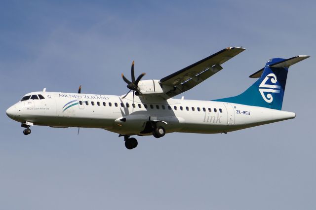 ATR ATR-72 (ZK-MCU)