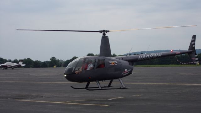 Robinson R-44 (N808WH)