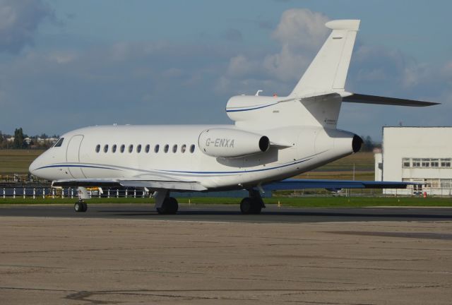 Dassault Falcon 900 (G-ENXA)