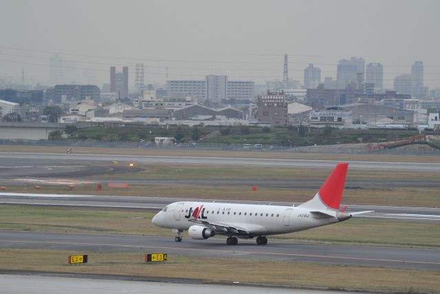 Embraer 170/175 (JA218J) - from the Observation Deck, "La Sora", at Itami