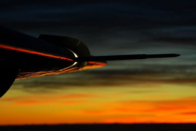 Cessna Caravan (N208HF) - Sunset over Northern Florida as see from the cockpit of a Cessna Caravan at 11000 MSL