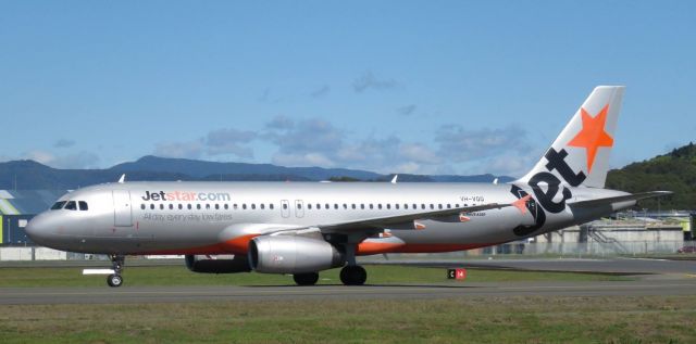 Airbus A320 (VH-VQQ)