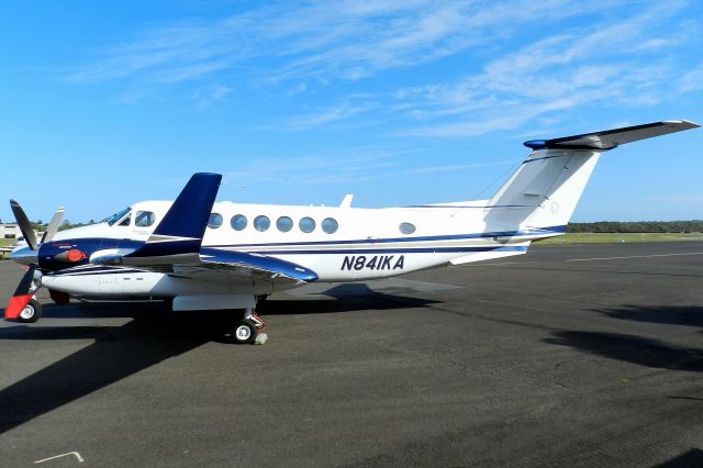 Beechcraft Super King Air 350 (N841KA) - New Australian delivery Beechcraft B300 King Air 350 on first visit to YBSU Nov 23 2013