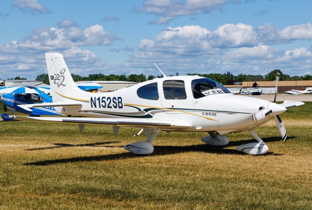 Cirrus SR-22 (N152SB)