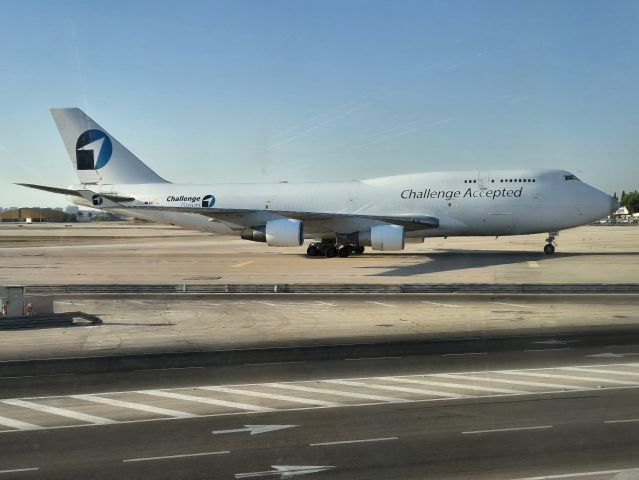 Boeing 747-400 (OO-ACE)