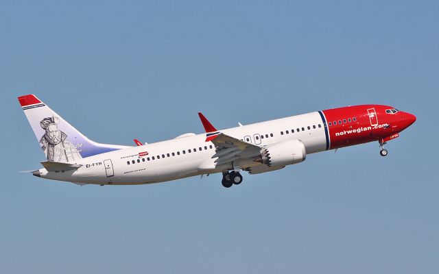 Boeing 737-800 (EI-FYH) - norwegian b737 max 8 ei-fyh dep shannon 29/6/18.