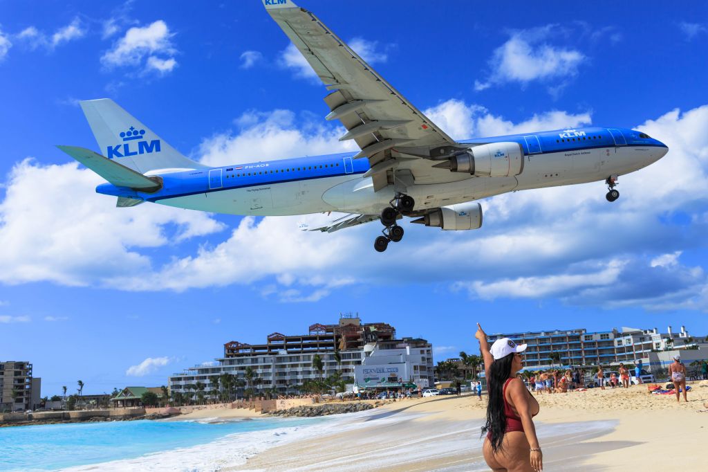 Airbus A330-200 (PH-AOB) - KLM PH-AOB over maho beach making the beach goes go WOW!!