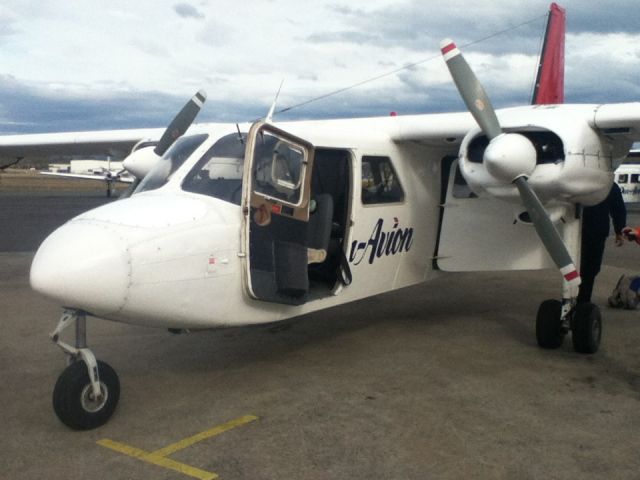 ROMAERO Islander (VH-OBL) - PAR AVION  