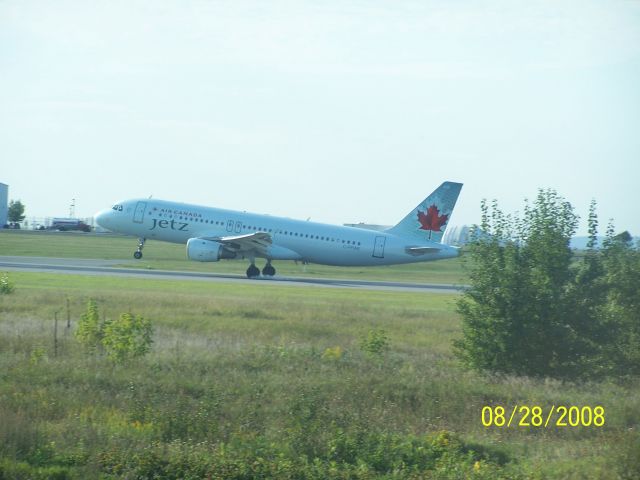 C-FPWE — - air canada jetz private charter for Ottawa Senators