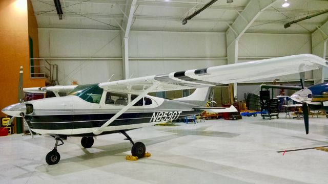 Cessna Skylane (N8530T)