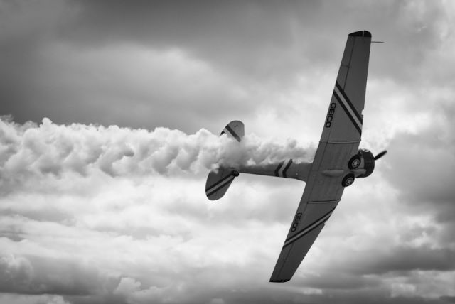 North American T-6 Texan (N62382) - From a trip flying with the Geico Skytypers as #6 pops the smoke and banks right. 