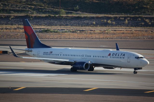 Boeing 737-900 (N826DN)