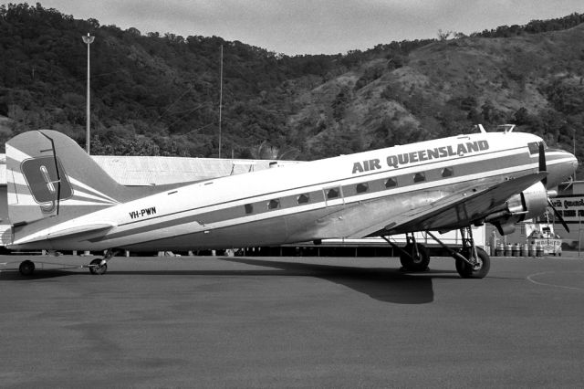 VH-PWN — - AIR QUEENSLAND - DOUGLAS DC-3(C) - REG VH-PWN (CN 9286) - CAIRNS QLD. AUSTRALIA - YBCS (22/6/1986)