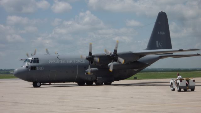 Lockheed C-130 Hercules — - PAKASTAN AIR FORCE