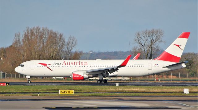 BOEING 767-300 (OE-LAY) - austrian b767-3z9er oe-lay arriving in shannon for painting by iac 27/2/20.