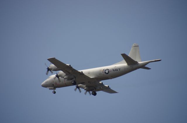 Lockheed P-3 Orion —