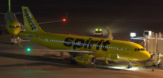 Airbus A320 (N652NK)