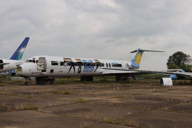 McDonnell Douglas MD-83 (N405NV) - Painted in the "Blue Man Group" livery. Stored since 2016.