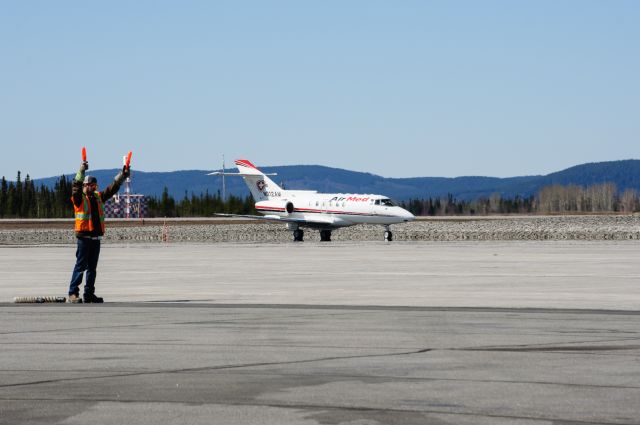 Hawker 800 (N812AM)
