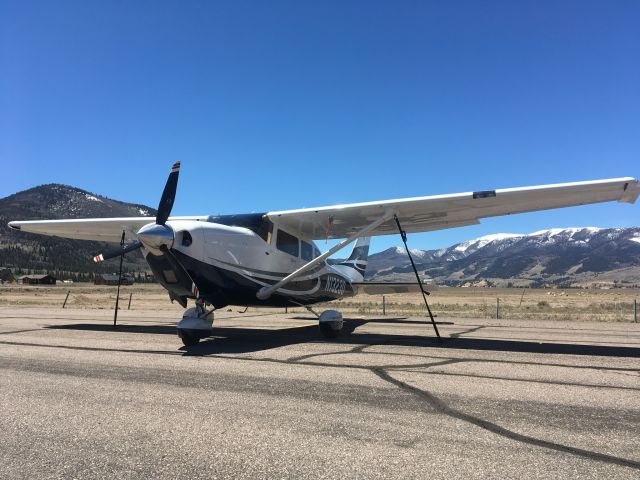 Cessna 206 Stationair (N1323D)