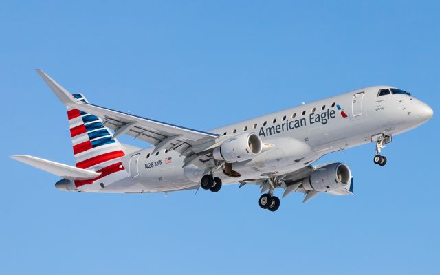 EMBRAER 175 (long wing) (N283NN)